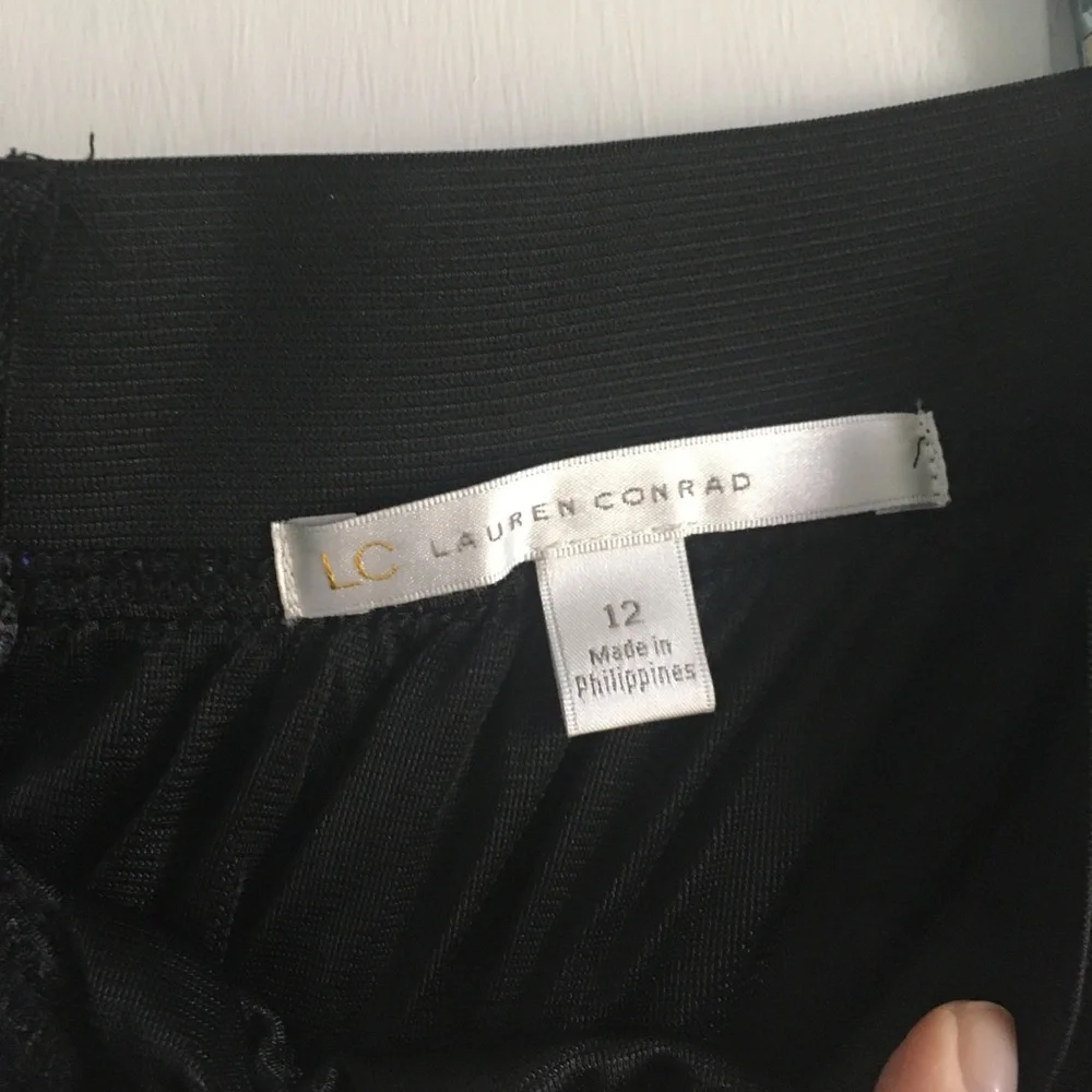 Zipper Close Lauren Conrad Skirt